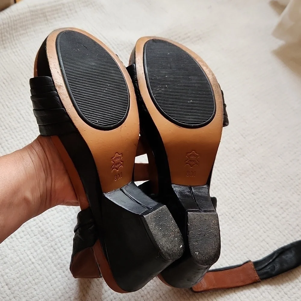 Anthropologie  Day Starr leather ankle strap platform  sandals
